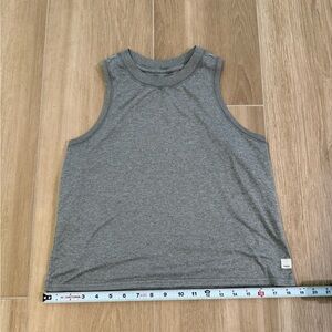 Vuori Energy Top in Grey